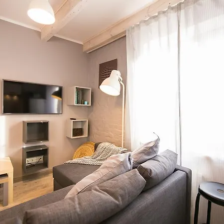 Sunny And Compact Apartman Riga