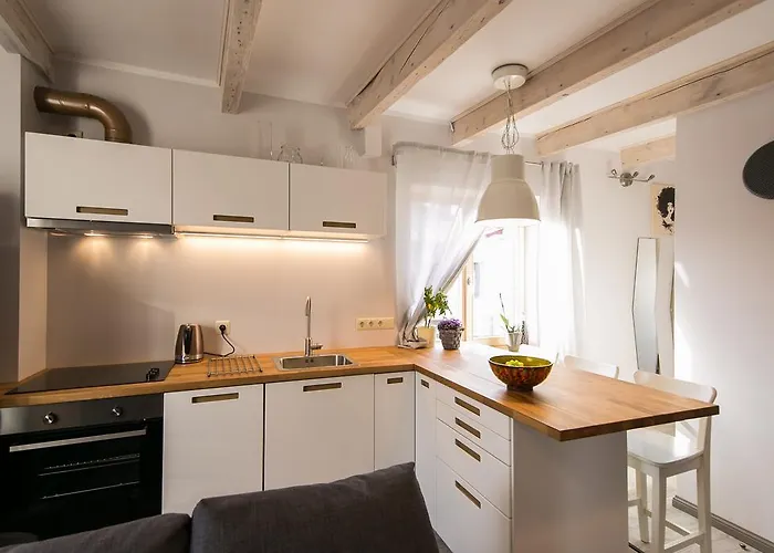 Apartment Sunny And Compact