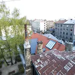 Sunny And Compact